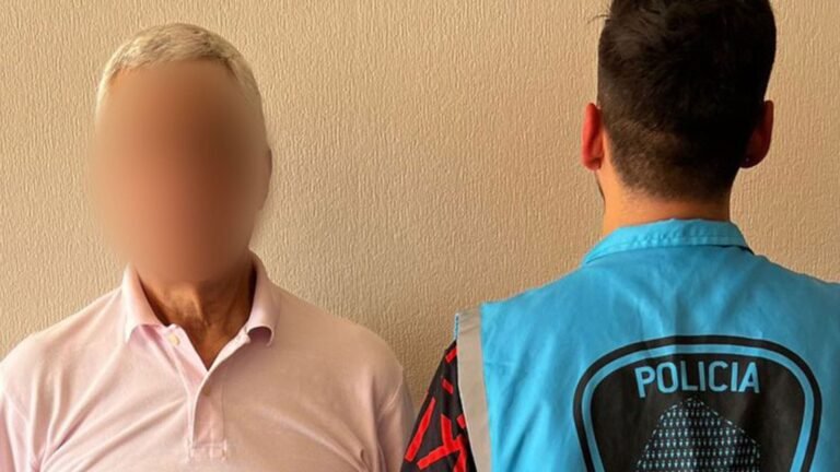 Palermo: un jubilado amenazó de muerte a un vecino en una reunión de consorcio y le encontraron dos armas Palermo: un jubilado amenazó de muerte a un vecino en una reunión de consorcio y le encontraron dos armas