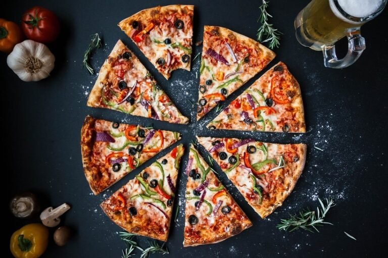 Día Internacional de la Pizza: 10 canciones dedicadas a esta emblemática comida Día Internacional de la Pizza: 10 canciones dedicadas a esta emblemática comida