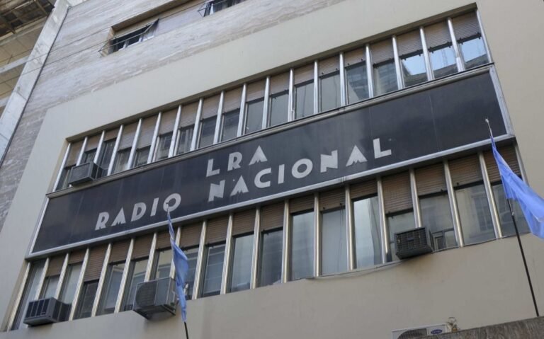 El Gobierno intervendrá los medios de comunicación públicos El Gobierno intervendrá los medios de comunicación públicos