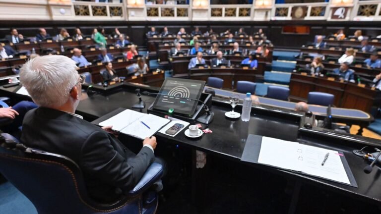 Tras el escándalo de Chocolate, se reactiva la Legislatura bonaerense con la pelea por las comisiones Tras el escándalo de Chocolate, se reactiva la Legislatura bonaerense con la pelea por las comisiones