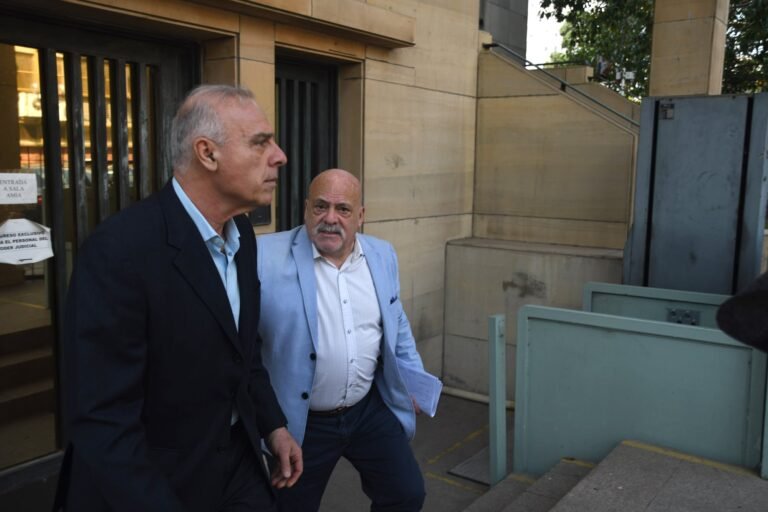 Caso Antonini: Casación confirmó las condenas a Uberti y cuatro aduaneros, y la absolución de De Vido Caso Antonini: Casación confirmó las condenas a Uberti y cuatro aduaneros, y la absolución de De Vido