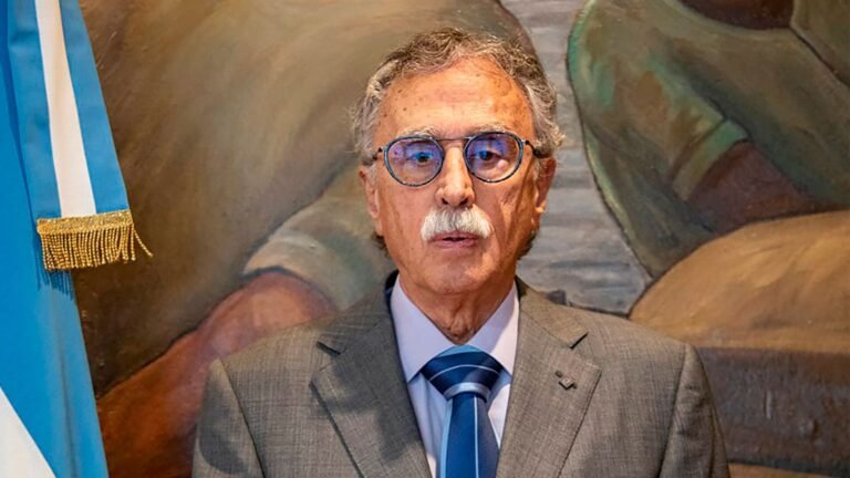 Mario Lugones habló sobre el conflicto en el Hospital Garrahan: “Los recursos no deben destinarse a la militancia rentada” Mario Lugones habló sobre el conflicto en el Hospital Garrahan: “Los recursos no deben destinarse a la militancia rentada”